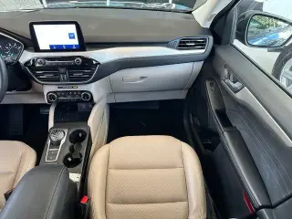 Ford Escape 2022 SEL 4dr SUV