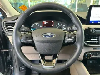 Ford Escape 2022 SEL 4dr SUV
