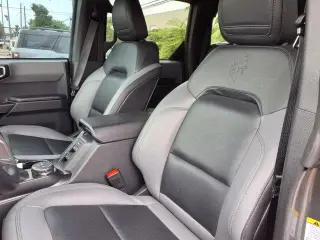 Ford Bronco 2024 4x4 Black Diamond 4dr SUV