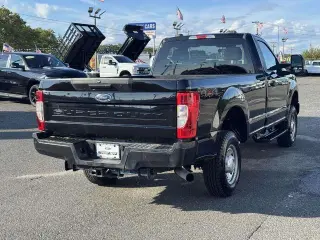Ford F-250 Super Duty 2022 4x4 XL 2dr Regular Cab 8 ft. LB Pickup