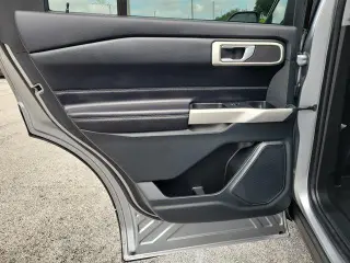Ford Explorer 2023 XLT 4dr SUV