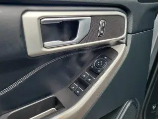 Ford Explorer 2023 XLT 4dr SUV