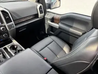 Ford F-150 2019 4x4 Lariat 4dr SuperCrew 5.5 ft. SB