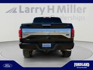 Ford F-150 2017 4x4 Limited 4dr SuperCrew 5.5 ft. SB