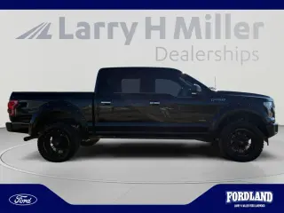 Ford F-150 2017 4x4 Limited 4dr SuperCrew 5.5 ft. SB