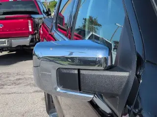 Ford F-150 2023 4x2 Lariat 4dr SuperCrew 5.5 ft. SB