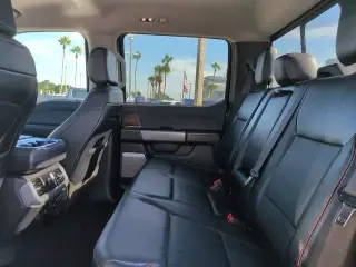 Ford F-150 2023 4x2 Lariat 4dr SuperCrew 5.5 ft. SB