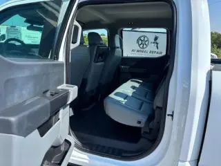 Ford F-150 2022 4x4 XL 4dr SuperCrew 5.5 ft. SB