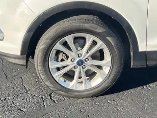 Ford Escape 2019 AWD SE 4dr SUV