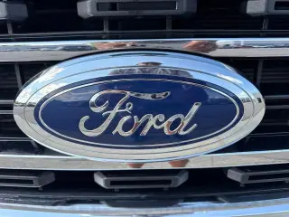 Ford F-150 2023 4x4 XLT 4dr SuperCrew 5.5 ft. SB