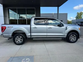 Ford F-150 2023 4x4 XLT 4dr SuperCrew 5.5 ft. SB