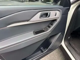 Ford Explorer 2025 AWD Active 4dr SUV