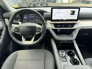 Ford Explorer 2025 AWD Active 4dr SUV