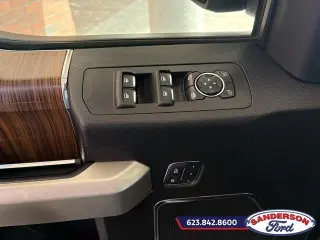Ford F-150 2017 4x4 Lariat 4dr SuperCrew 5.5 ft. SB