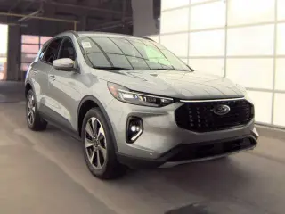 Ford Escape 2023 AWD Platinum 4dr SUV