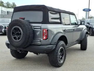 Ford Bronco 2021 4x4 Badlands Advanced 4dr SUV