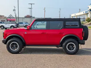 Ford Bronco 2023 4x4 Base Advanced 4dr SUV