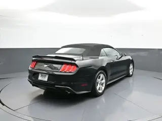 Ford Mustang 2019 EcoBoost 2dr Convertible