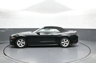 Ford Mustang 2019 EcoBoost 2dr Convertible