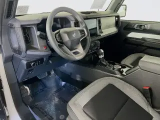 Ford Bronco 2025 4x4 Base 2dr SUV