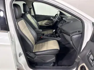 Ford Escape 2019 SEL 4dr SUV