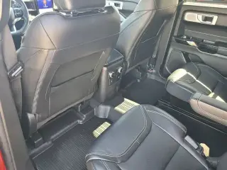 Ford Explorer 2023 AWD ST 4dr SUV