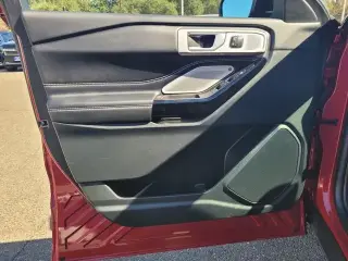 Ford Explorer 2023 AWD ST 4dr SUV