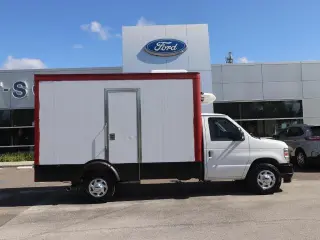 Ford E-Series 2024 E-350 SD 2dr 138 in. WB SRW Cutaway Chassis