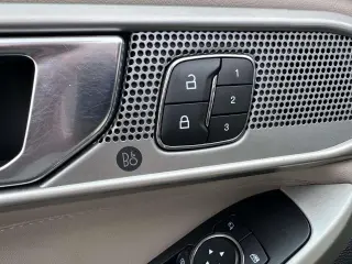 Ford Explorer Hybrid 2020 AWD Limited 4dr SUV