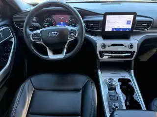 Ford Explorer 2023 AWD XLT 4dr SUV