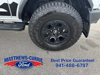 Ford Bronco 2022 4x4 Base Advanced 2dr SUV