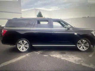 Ford Expedition MAX 2021 4x4 King Ranch 4dr SUV