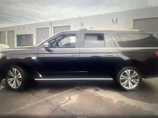 Ford Expedition MAX 2021 4x4 King Ranch 4dr SUV