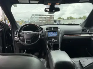 Ford Explorer 2017 AWD Platinum 4dr SUV