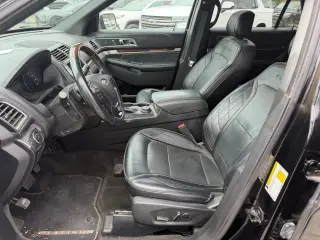 Ford Explorer 2017 AWD Platinum 4dr SUV