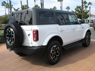 Ford Bronco 2025 4x4 Outer Banks 4dr SUV