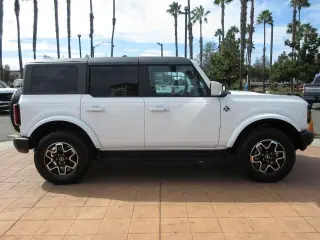 Ford Bronco 2025 4x4 Outer Banks 4dr SUV