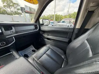 Ford Expedition 2022 4x2 XLT 4dr SUV