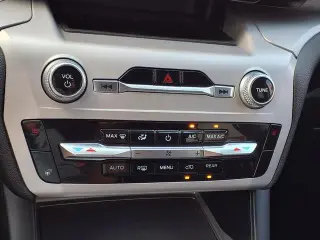 Ford Explorer 2023 XLT 4dr SUV