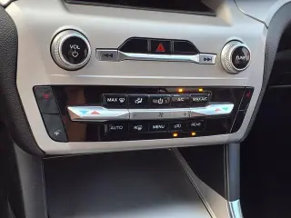 Ford Explorer 2023 XLT 4dr SUV