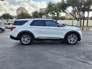 Ford Explorer 2023 XLT 4dr SUV