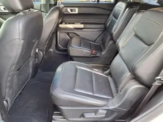Ford Explorer 2023 XLT 4dr SUV