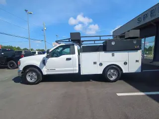 Ford F-350 Super Duty 2020 4x2 XL 2dr Regular Cab 145 in. WB SRW Chassis