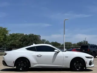 Ford Mustang 2025 GT 2dr Fastback