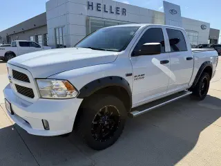 Ram 1500 2015 4x4 Express 4dr Crew Cab 5.5 ft. SB Pickup