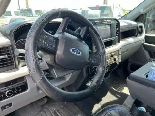 Ford F-350 Super Duty 2023 4x4 XL 4dr SuperCab 6.8 ft. SB SRW Pickup