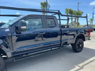 Ford F-350 Super Duty 2023 4x4 XL 4dr SuperCab 6.8 ft. SB SRW Pickup