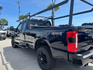 Ford F-350 Super Duty 2023 4x4 XL 4dr SuperCab 6.8 ft. SB SRW Pickup
