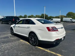 Ford Taurus 2015 AWD SHO 4dr Sedan