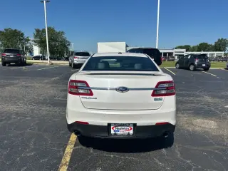 Ford Taurus 2015 AWD SHO 4dr Sedan